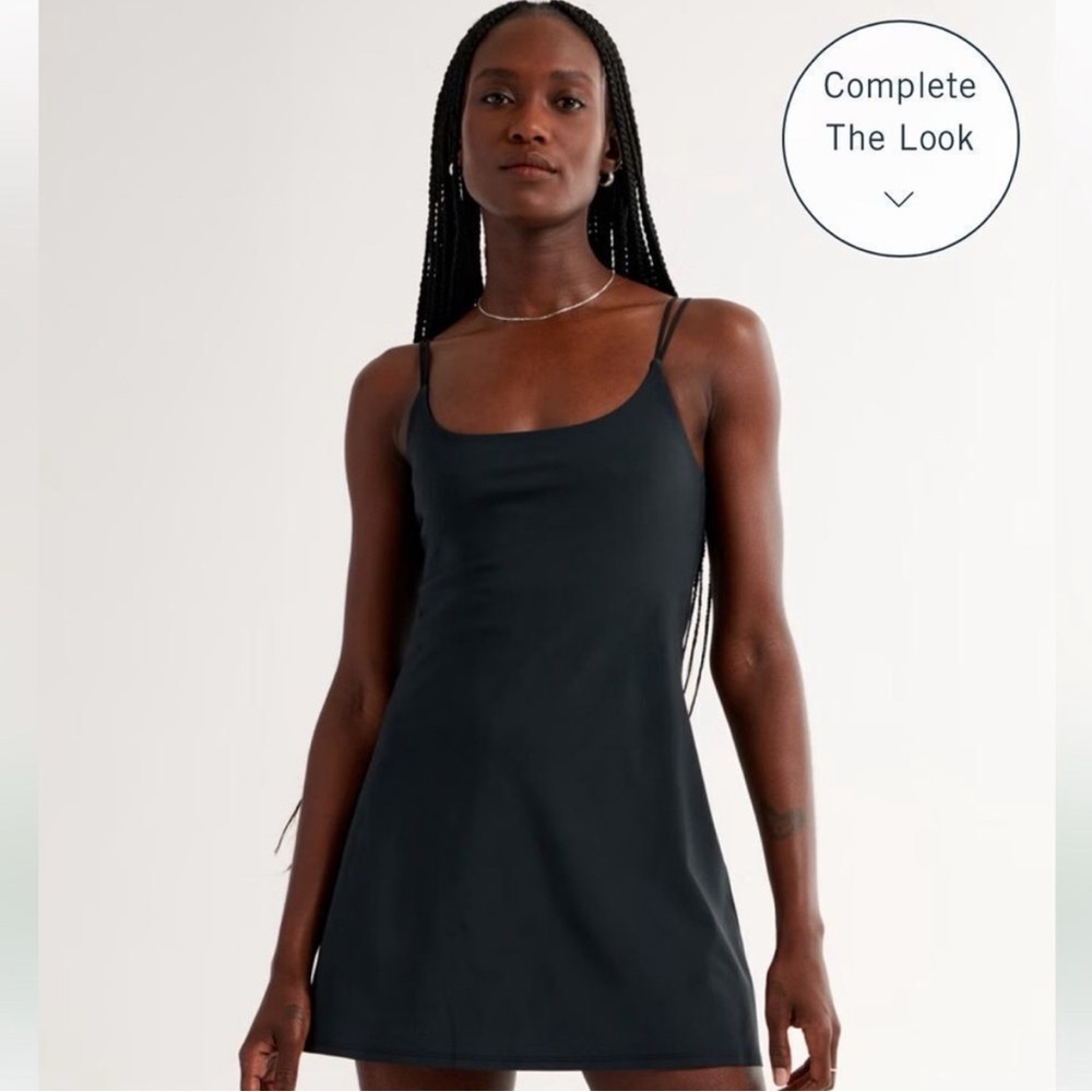 Abercrombie activewear dress with built in shorts - LIKE NEW